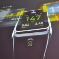 El reloj miCoach Smart Run de Adidas reúne en la muñeca un sistema monitoreo del entrenamiento y las pulsaciones, música y geoposicionamiento. La marca Adidas se lanza a la conquista del mercado de gadgets para el […]